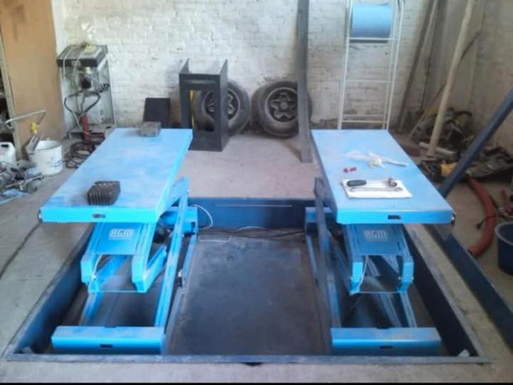 AGM auto-hefbrug 3000kg (C236/E), Autos : Divers, Outils de voiture, Enlèvement
