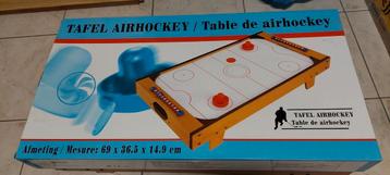 Compact Airhockey spel voor kinderen beschikbaar voor biedingen