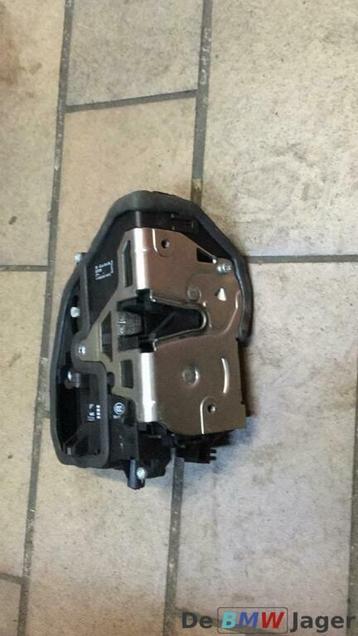 Deurslot mechaniek rechts achter BMW F10 F20 F25 F30 7229468 beschikbaar voor biedingen