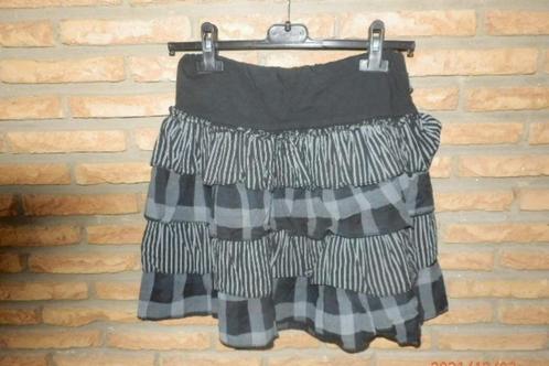 (27) -jupe femme t. L noire et grise, Kleding | Dames, Rokken, Zo goed als nieuw, Maat 38/40 (M), Zwart, Boven de knie, Ophalen of Verzenden