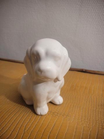 Cache-pot chien blanc ceramique beschikbaar voor biedingen
