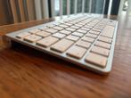 Apple Magic Keyboard Azerty, Computers en Software, Toetsenborden, Ophalen, Azerty, Zo goed als nieuw, Draadloos
