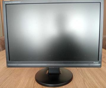 PC scherm 19 inch beschikbaar voor biedingen