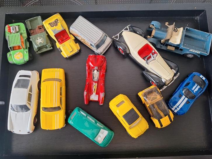 Miniatuurwagen (Matchbox, Gorgi, Motors), Hobby en Vrije tijd, Modelauto's | 1:87, Zo goed als nieuw, Auto, Matchbox, Ophalen of Verzenden