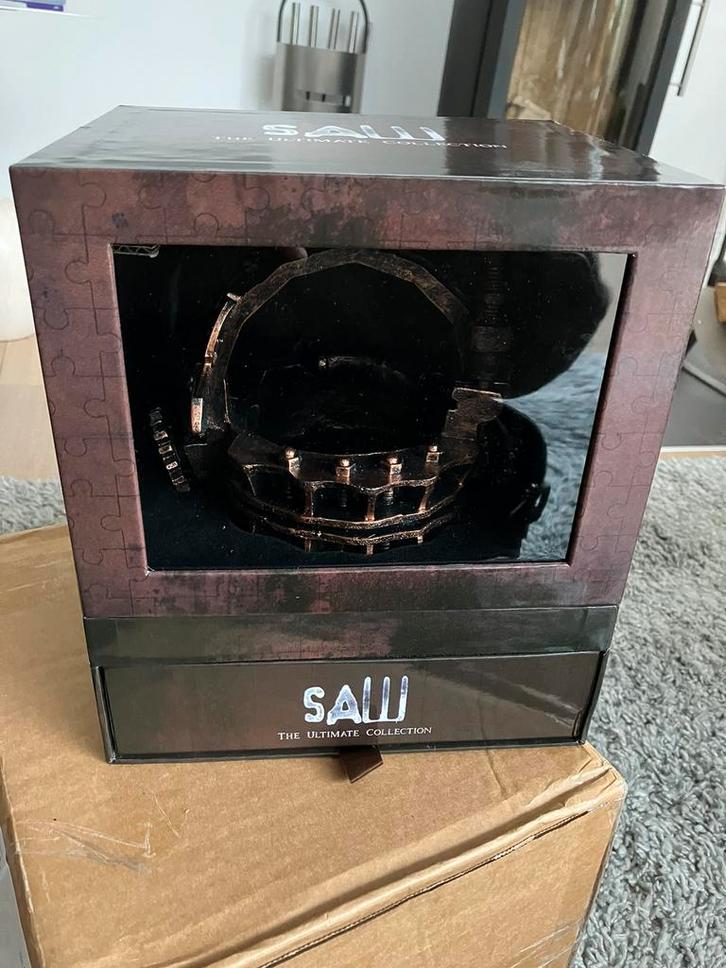 SAW - the ultimate collection - met berenklauw/gelimiteerd!, Verzamelen, Film en Tv, Ophalen of Verzenden