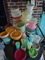 TUPPERWARE lot 50-tal stuks allerlei potjes/bekers +deksels, Huis en Inrichting, Ophalen of Verzenden, Gebruikt