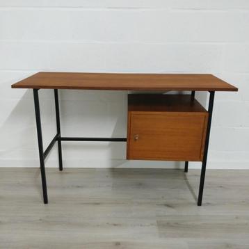 Vintage bureau teak zwart metaal beschikbaar voor biedingen