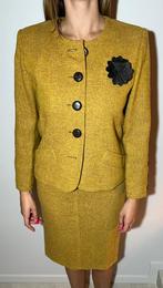 Tailleur Yves saint Laurent vintage, Vêtements | Femmes, Vêtements Femmes Autre, Yves saint Laurent, Enlèvement ou Envoi, Comme neuf