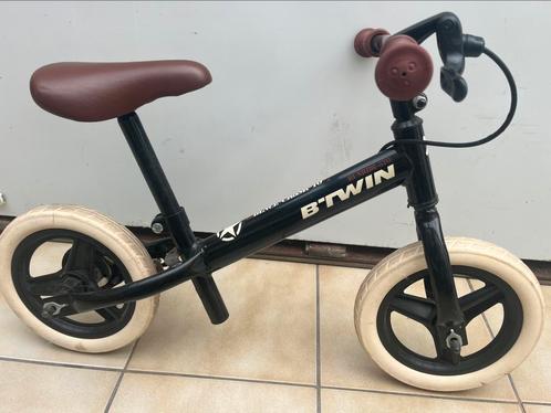 Btwin loopfiets, Kinderen en Baby's, Speelgoed | Buiten | Voertuigen en Loopfietsen, Zo goed als nieuw, Ophalen