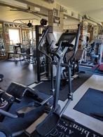 S'entraîner dans une salle pro avec un cadre unique, Enlèvement, Comme neuf, Bras, Haltère