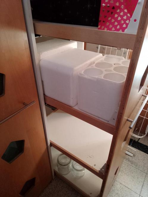 drie kasten met leggers op schuifrails, Huis en Inrichting, Kasten | Stellingkasten, Gebruikt, Ophalen
