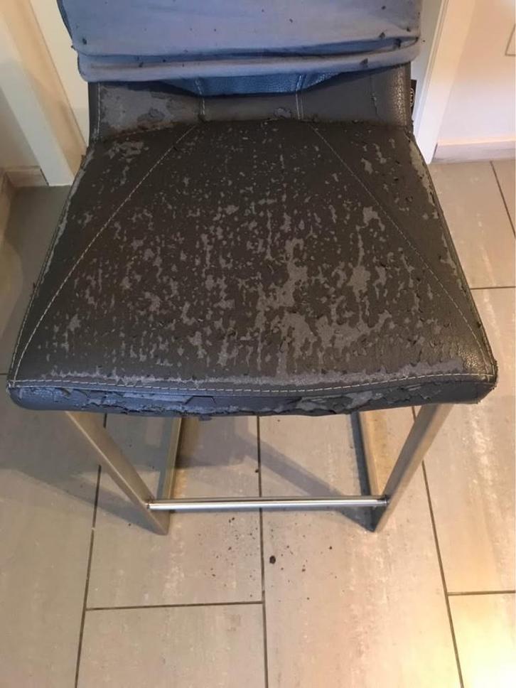 GRATIS 4 hoge keukenstoelen, Huis en Inrichting, Keuken | Keukenelementen, Gebruikt, Minder dan 100 cm, Minder dan 50 cm, Grijs