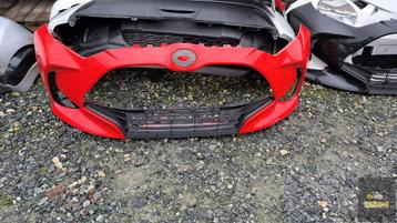 VOORBUMPER TOYOTA YARIS IV 20-25 R beschikbaar voor biedingen