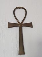 Croix égyptienne- croix de la vie Ankh, Enlèvement