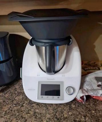 Thermomix TM5 Vorwerk + accessoires