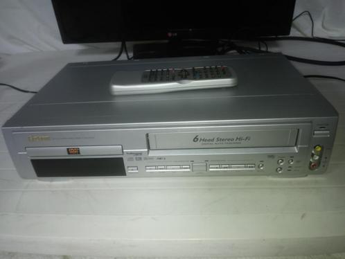 Funai DPVR-2600 combi DVD speler / VHS video recorder, Audio, Tv en Foto, Videospelers, Zo goed als nieuw, VHS-speler of -recorder