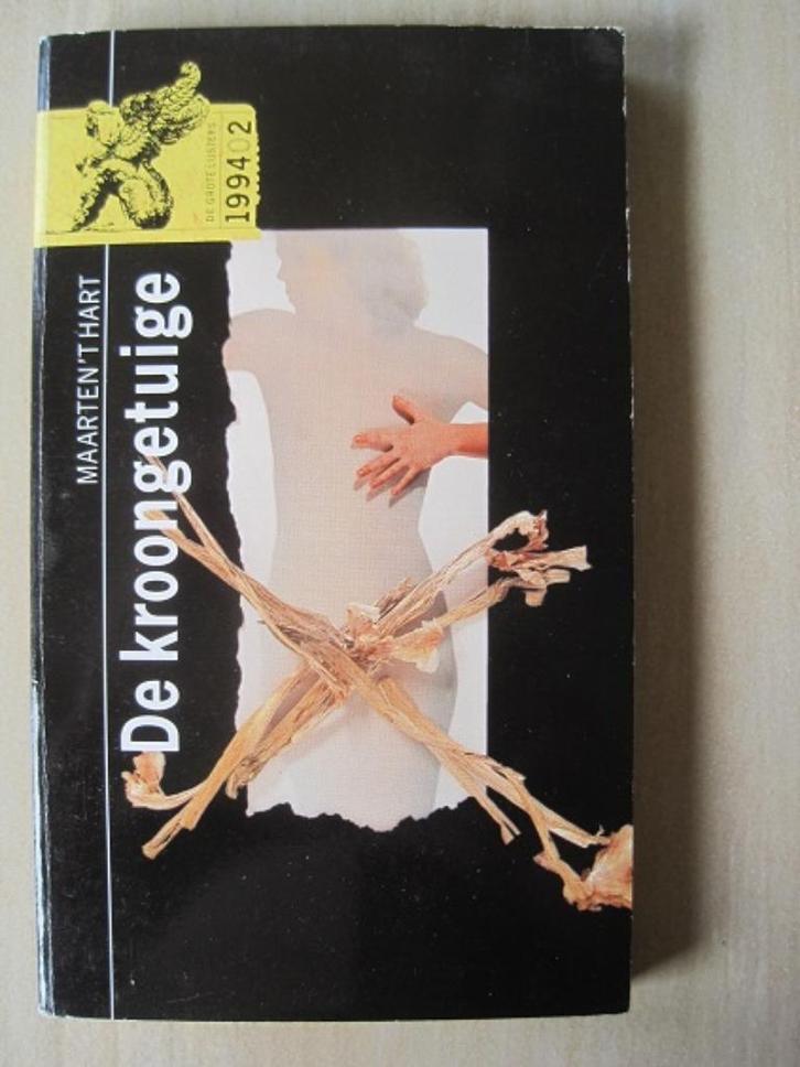292 - De kroongetuige - Maarten 't Hart, Boeken, Romans, Zo goed als nieuw, Nederland, Ophalen of Verzenden