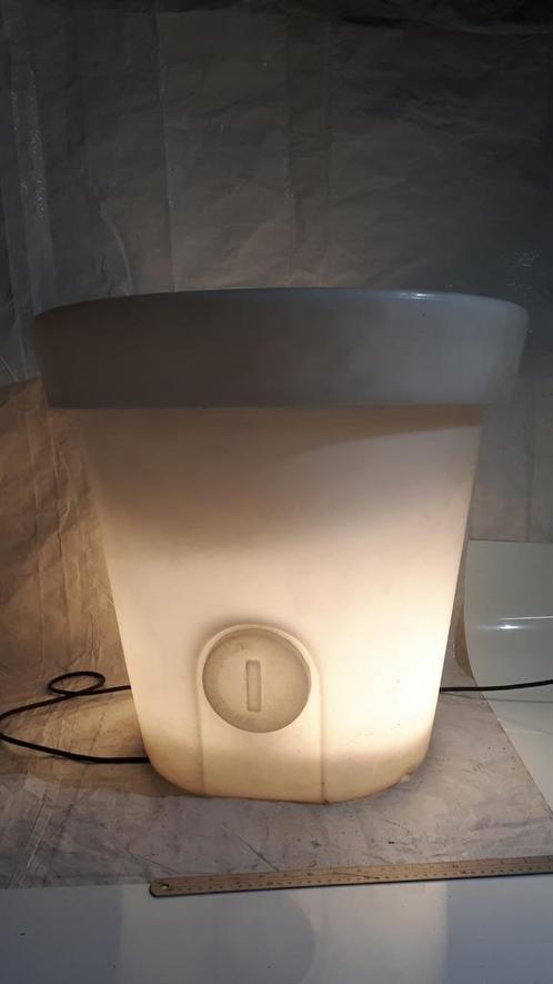 Grote lichte pot, Tuin en Terras, Bloempotten, Ophalen of Verzenden
