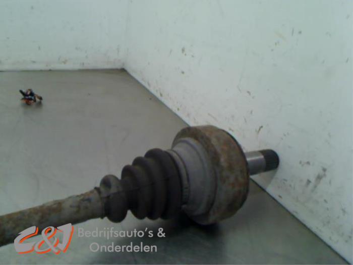 Arbre de transmission arrière droit d'un Mercedes Vito, Autos : Pièces & Accessoires, 3 mois de garantie, Utilisé, -, -