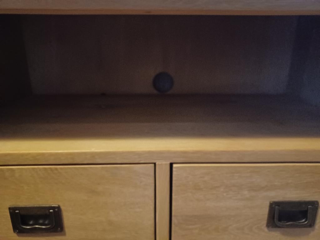 Massief eiken tv-meubel / kast met 4 lades, Huis en Inrichting, Kasten |Televisiemeubels, Zo goed als nieuw, Minder dan 100 cm