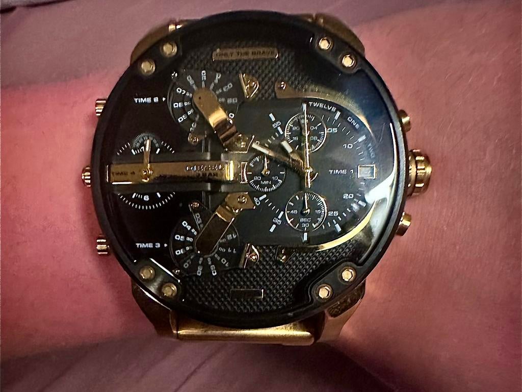 Diesel mr.daddy 2.0 57mm gold, Overige merken, Staal, Polshorloge, Ophalen of Verzenden