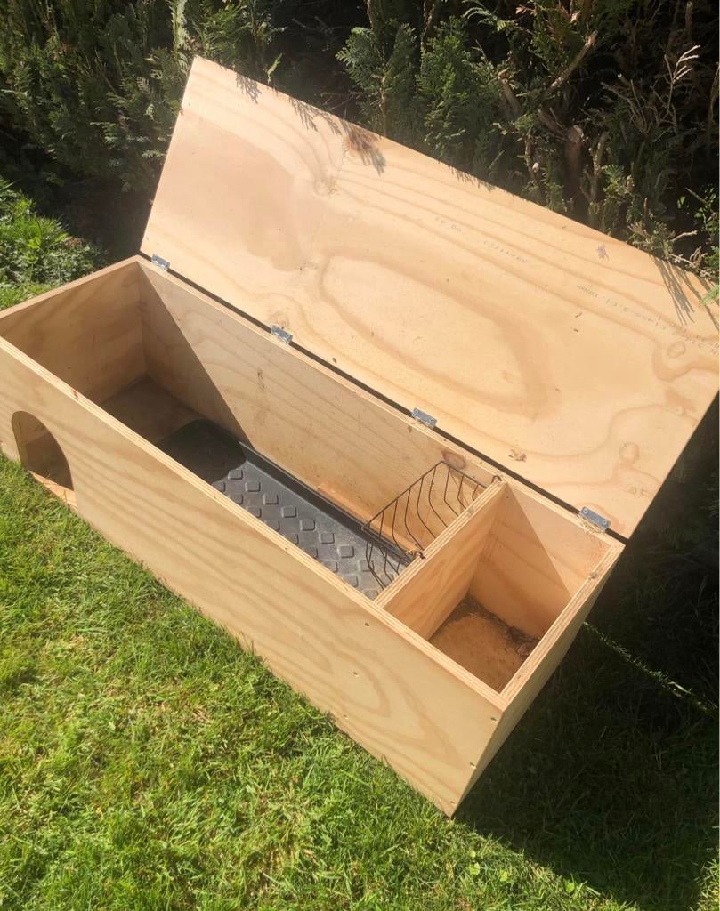 Grande maison pour lapin, Enlèvement, Comme neuf