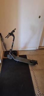 Electric step, Fietsen en Brommers, Steps, Ophalen, Zo goed als nieuw, Elektrische step (E-scooter), Ninebot