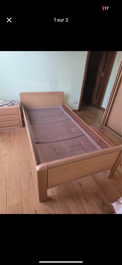Titre : Lit simple en bois avec sommier, Huis en Inrichting, Slaapkamer | Bedden, Zo goed als nieuw, Hout, Ophalen