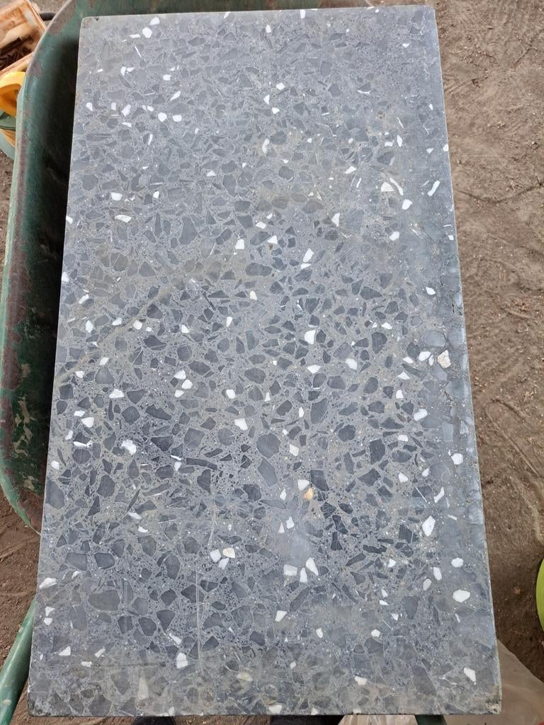 Dalla en beton, Ophalen, Beton