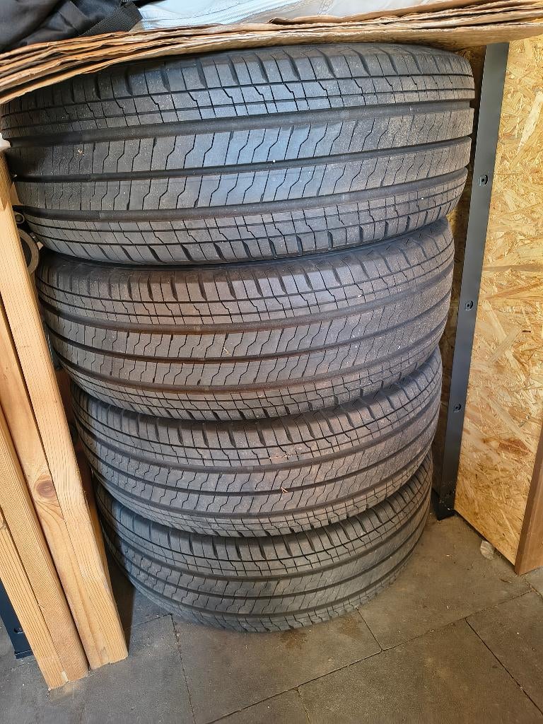 zomerbanden Continental voor Ford transit custom, Ophalen, 17 inch, Band(en), Zomerbanden