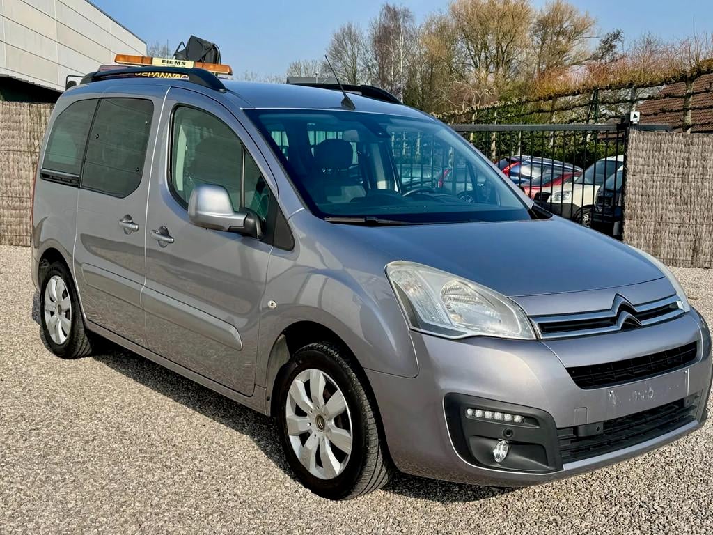 Citroën Berlingo GPS / CAMERA/ PDC, Argent ou Gris, Achat, Euro 6, Entreprise