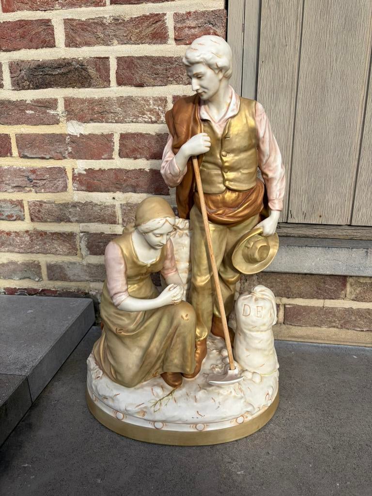 Royal dux groep gesigneerd, Ophalen