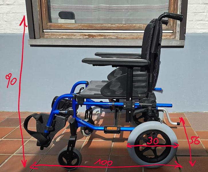 Opvouwbare rolstoel, Diversen, Rolstoelen, Zo goed als nieuw, Duwrolstoel, Inklapbaar, Ophalen