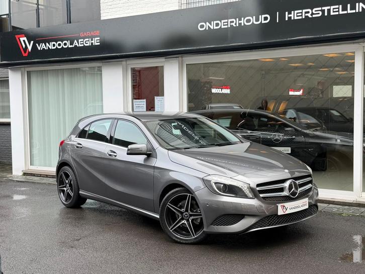 Jantes 18" AMG pour Mercedes Benz A180CDI - PDC - Navi, Autos, Mercedes-Benz, Entreprise, Achat, Classe A, ABS, Airbags, Air conditionné