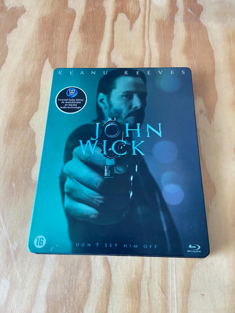 John Wick Chapter 1 Blu-ray Limited Edition Steelbook, Ophalen of Verzenden, Zo goed als nieuw, Actie