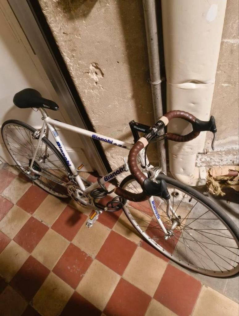Vélo de route Bianchi - hauteur cadre 53/54 cm, Vélos & Vélomoteurs, Enlèvement, Utilisé, Bianchi