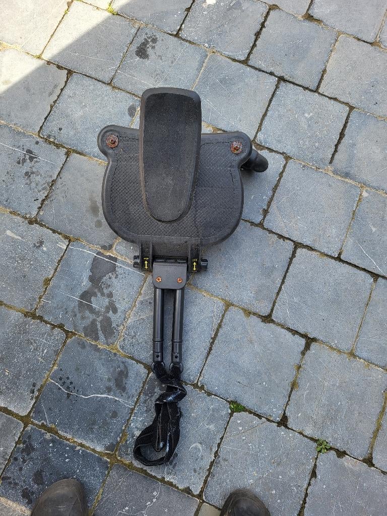 Kinder wiel achtet fiets, Ophalen