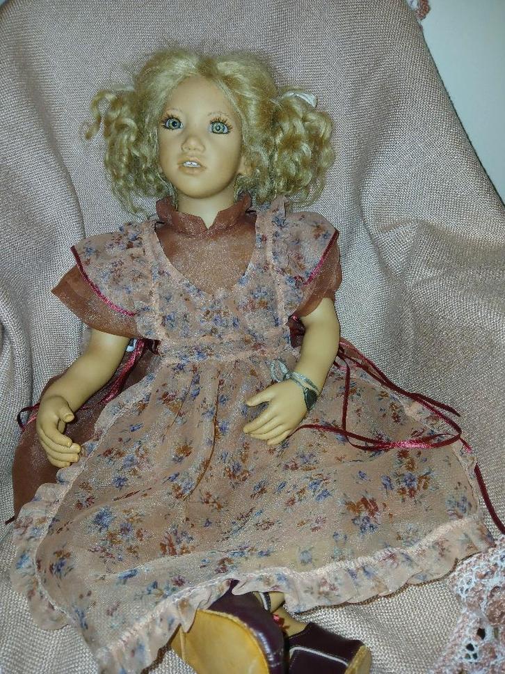 Annette Himstedt « Lina », Enfants & Bébés, Jouets | Poupées, Comme neuf, Autres types, Envoi