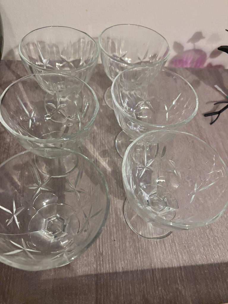 Coupe de glace a verre transparent 6 pieces a vendre, Maison & Meubles, Enlèvement, Comme neuf, Verre