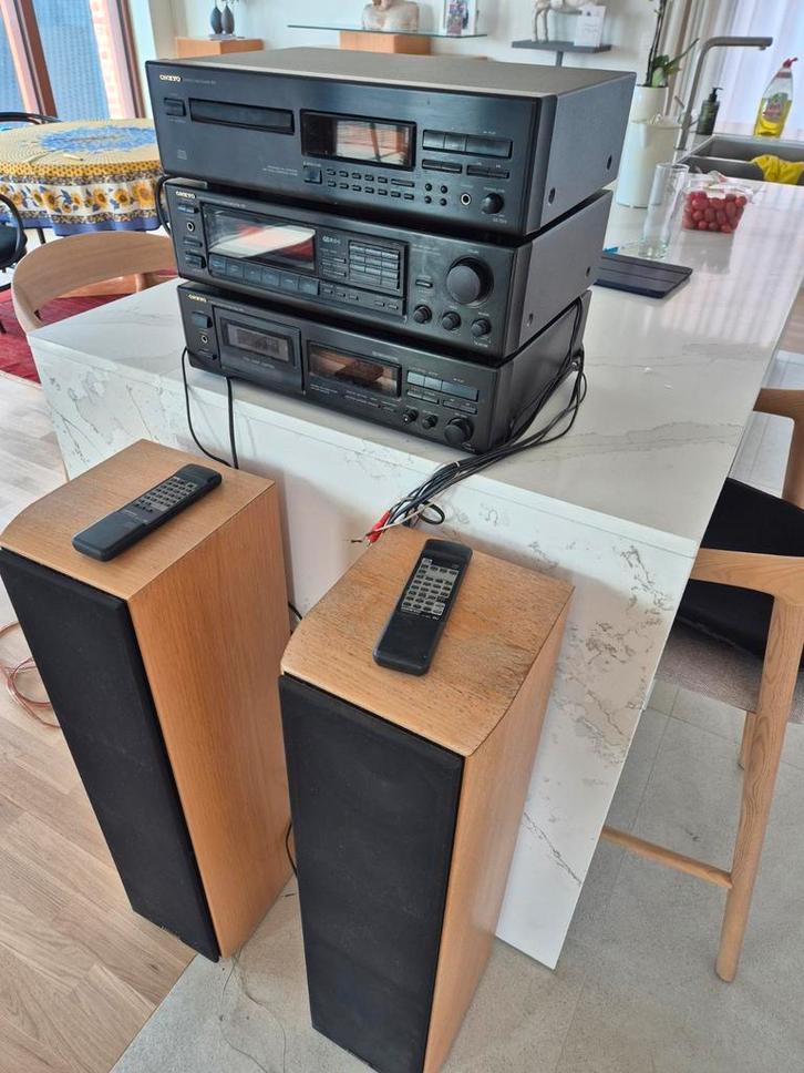 Kit Hi-Fi Onkyo complet (récepteur, CD, cassette) + SC-595 Z, TV, Hi-fi & Vidéo, Chaîne Hi-fi, Utilisé, Deck cassettes ou Lecteur-enregistreur de cassettes