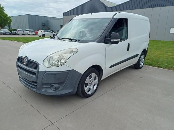 lichte vracht 1.3jtd reeds gekeurd voor verkoop+carpass, Auto's, Euro 5, Particulier, 66 kW, 1258 cc
