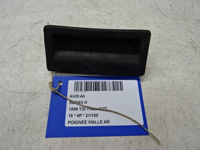 POIGNEE COFFRE / HAYON ARRIERE A3 Limousine (8VS / 8VM), Utilisé, Audi