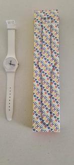 Stijlvolle Swatch Bioceramic 'Think Time White', Handtassen en Accessoires, Horloges | Dames, Overige materialen, Polshorloge