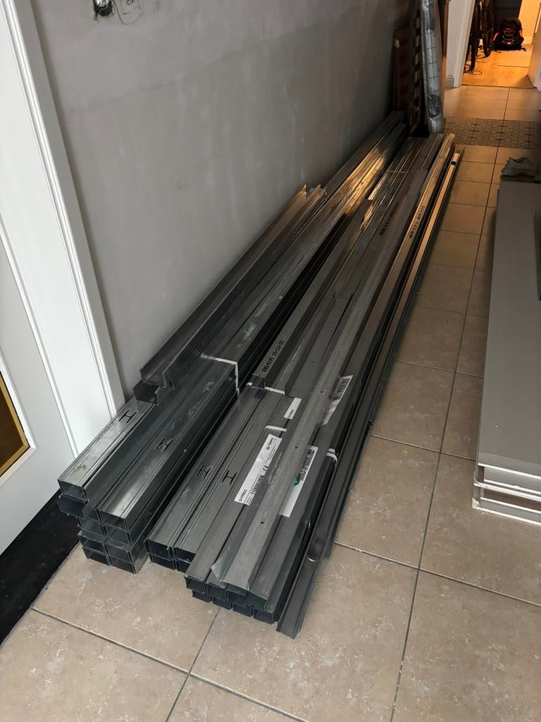 Metalstuds MSV50 4m, Doe-het-zelf en Bouw, Ophalen, Zo goed als nieuw