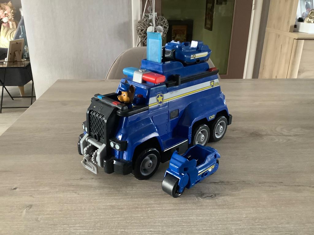 Paw Patrol Ultimate Police Cruiser (19x30 cm), Ophalen of Verzenden, Zo goed als nieuw