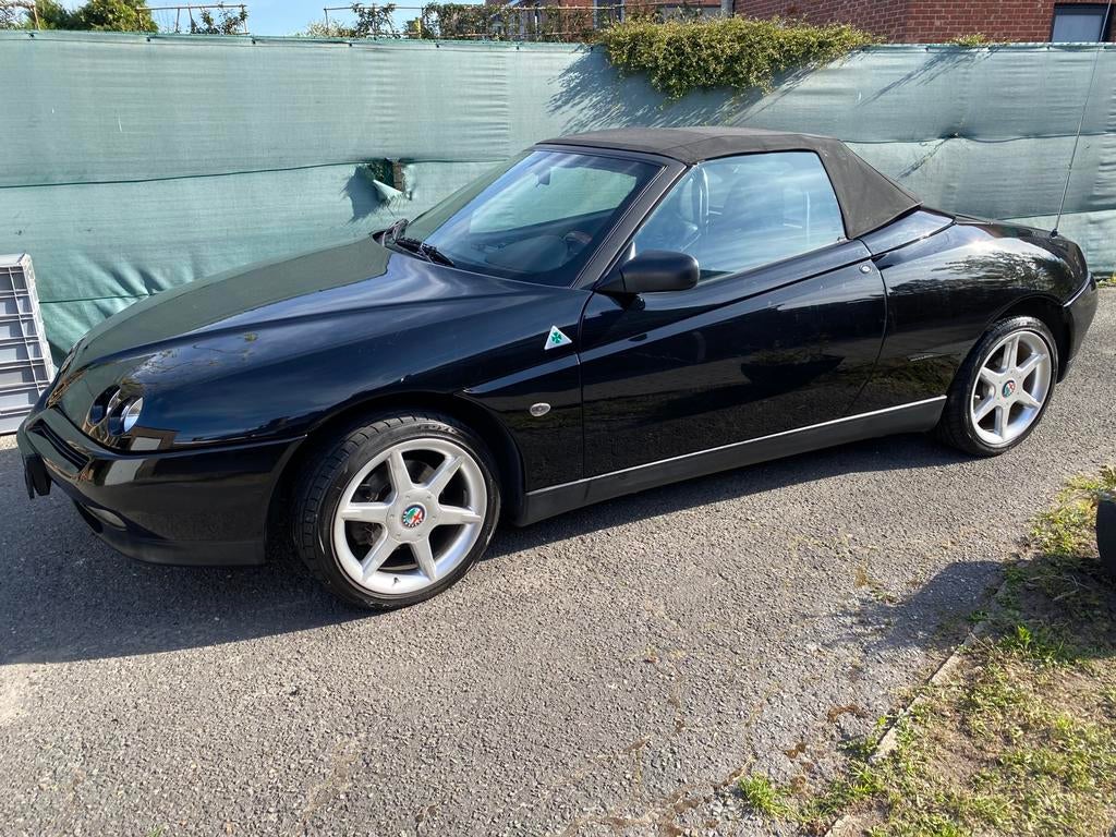 Alfa Romeo Spider 916 Oldtimer, Auto's, Voorwielaandrijving, Cabriolet, Zwart, Leder