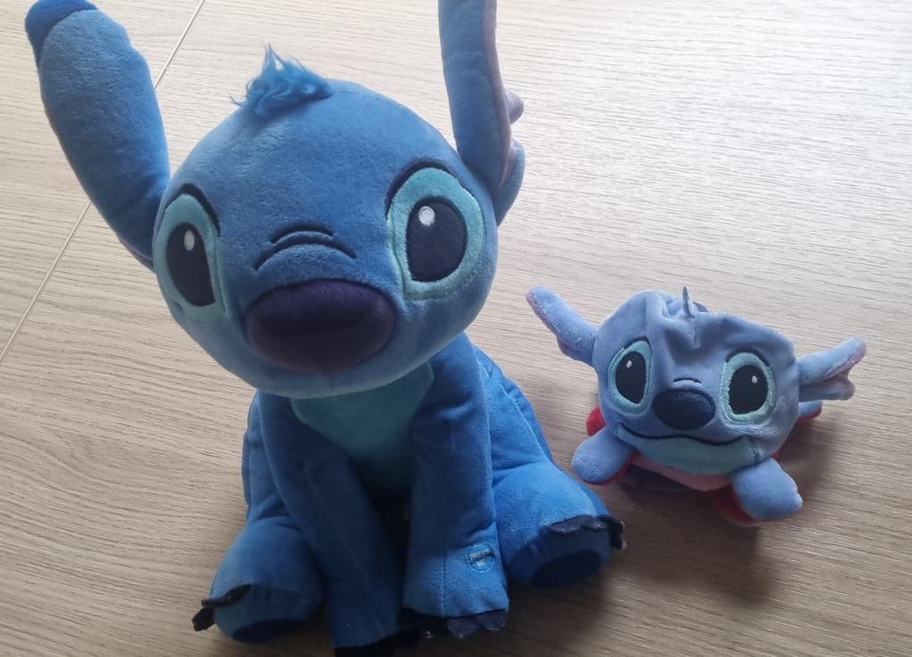 Knuffel Disney Stitch 30cm + omkeerbare 10cm, Disney, Ophalen of Verzenden, Met geluid, Disney