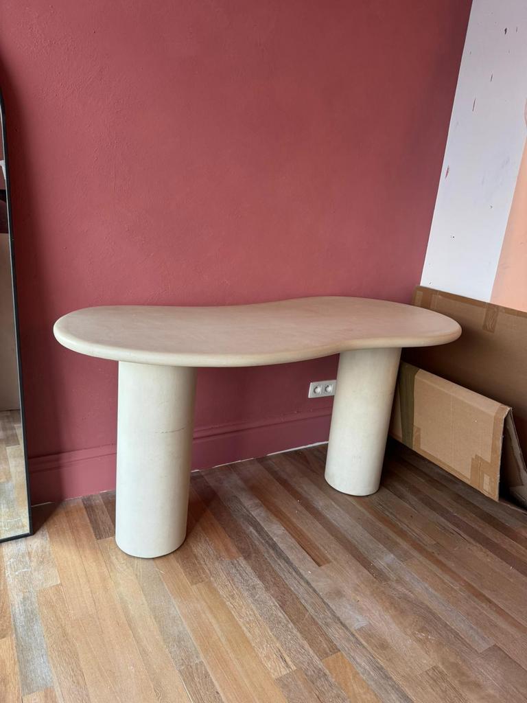 Groot bureau in travertijn, Receptie of Entree, Ophalen of Verzenden, Gebruikt, Bureau