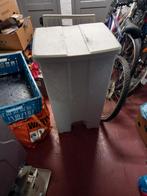 grande poubelle avec couvercle et roulette 80 cm hauteur, Maison & Meubles