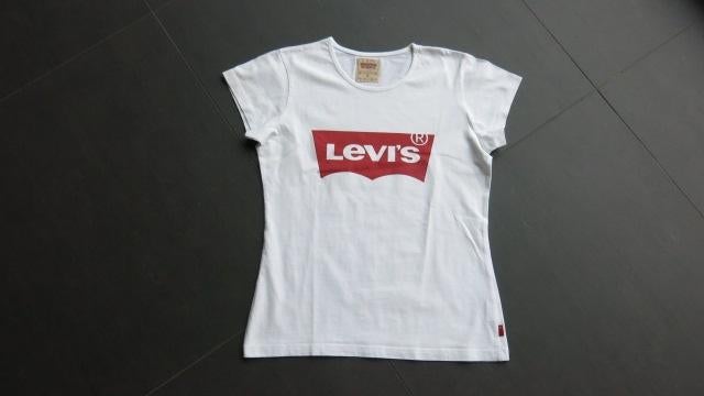 Wit T-shirtje van Levi's (maat 176), Enlèvement ou Envoi, Chemise ou À manches longues, Utilisé, Levi's